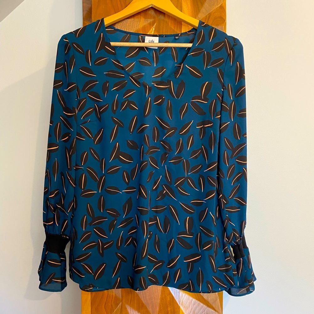 CAbi Long Sleeve V-Neck Print Tunic Blouse Size S